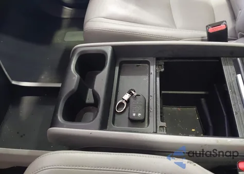 2018 Honda Odyssey Ex-L z USA, uszkodzony, nr VIN 5FNRL6H72JB057922